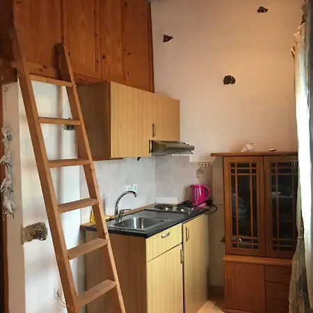 Viktor Studio-apartment On アパート *