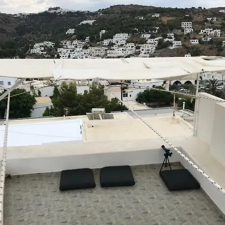 Διαμέρισμα Viktor Studio-apartment On